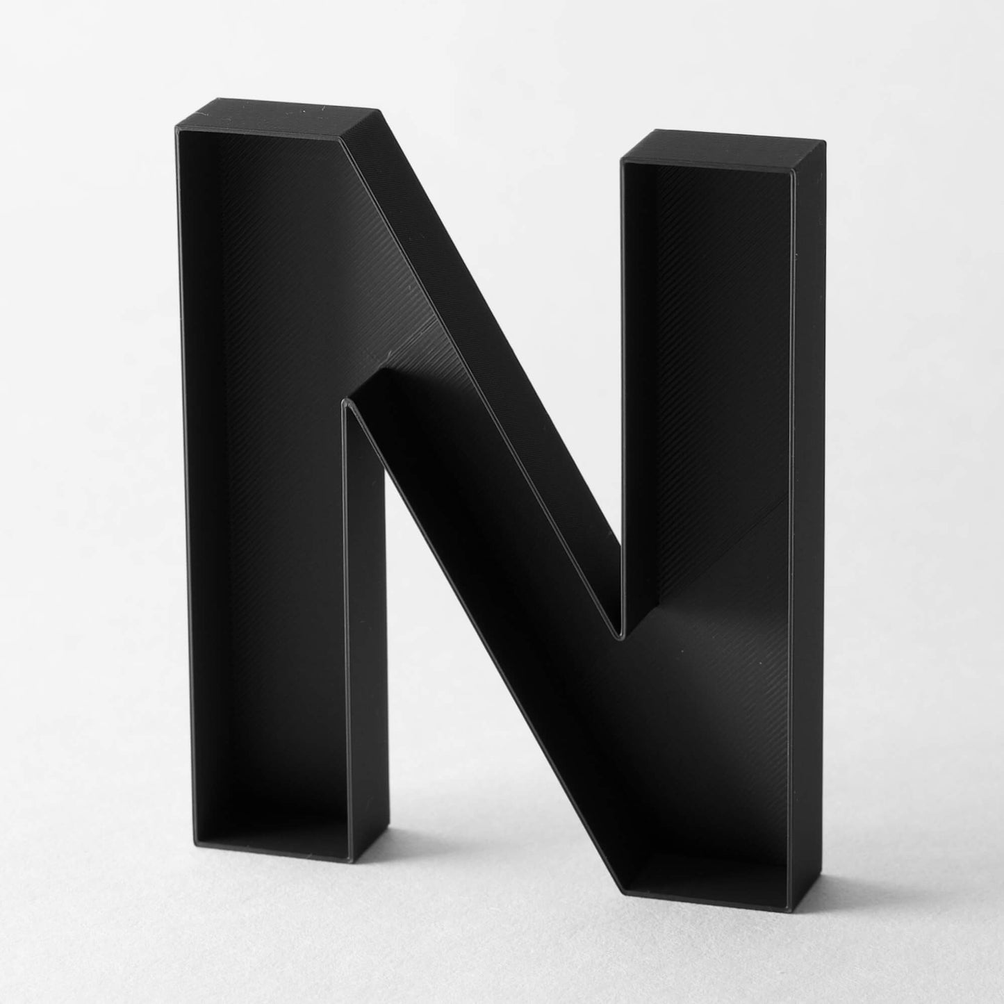 N – Buchstabe