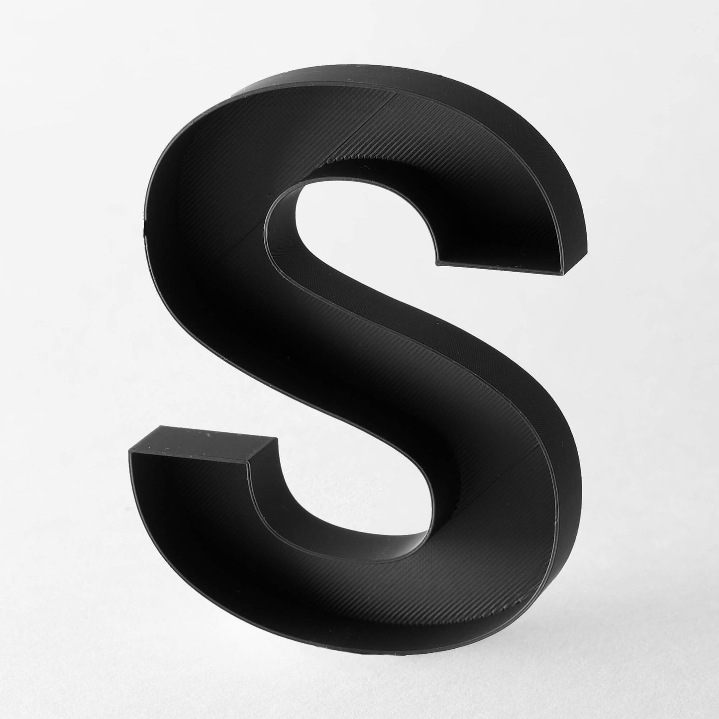 S – Buchstabe